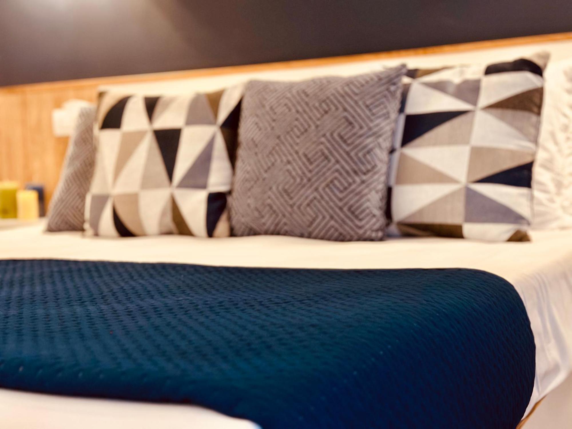 B&B The Sea - Family Rooms - Free Parking トロペーア エクステリア 写真